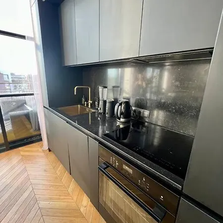 102sqm Exclusive Loft In Trendy Noblessner Apartment