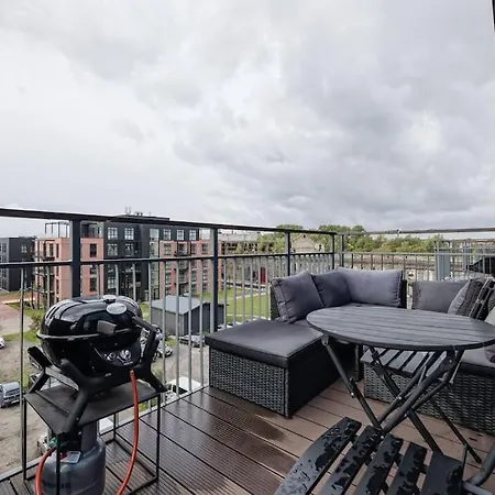 102sqm Exclusive Loft In Trendy Noblessner شقة تالين