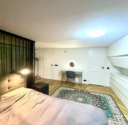 102sqm Exclusive Loft In Trendy Noblessner Lägenhet *