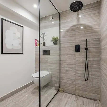 102sqm Exclusive Loft In Trendy Noblessner Lägenhet *
